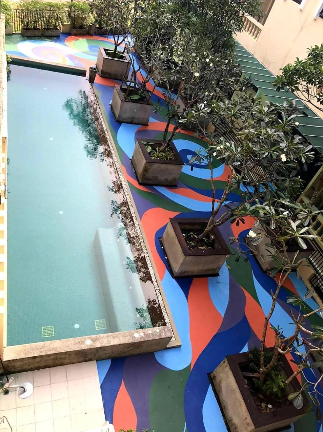 Royal Waves Hotel Patong Exterior foto