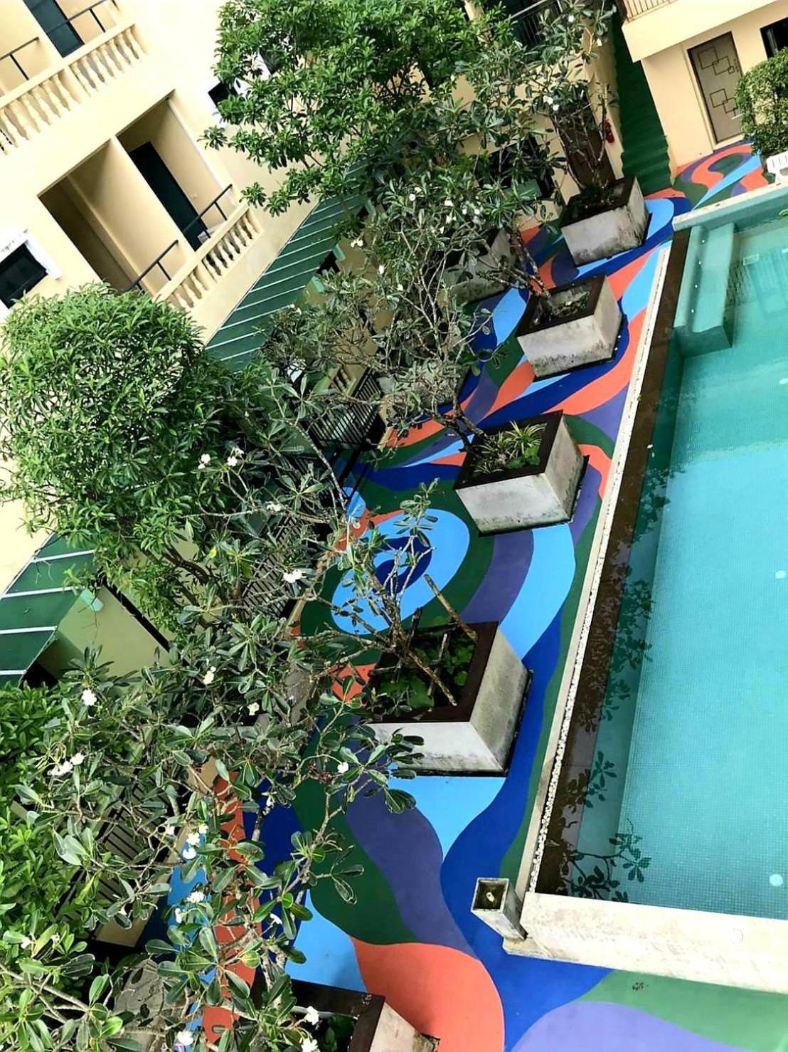 Royal Waves Hotel Patong Exterior foto